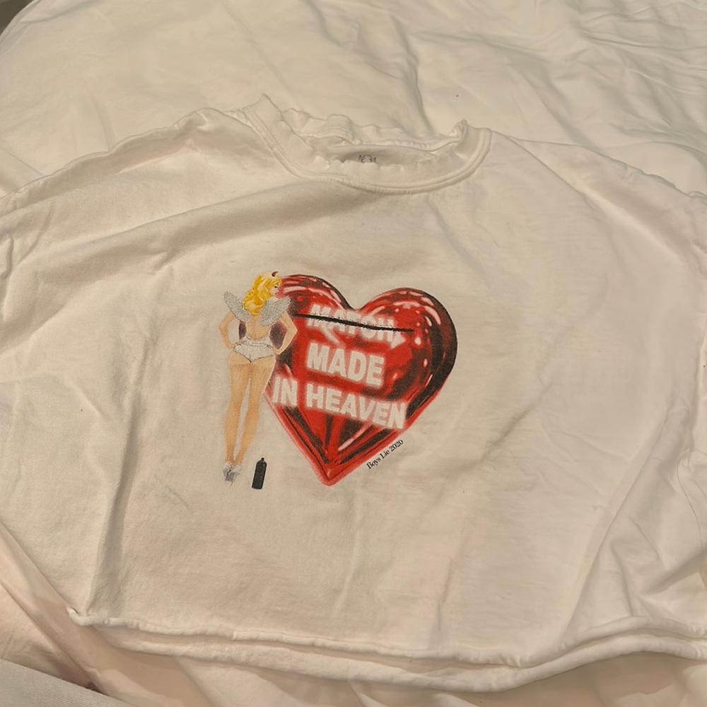 Boys lie cropped tshirt one size